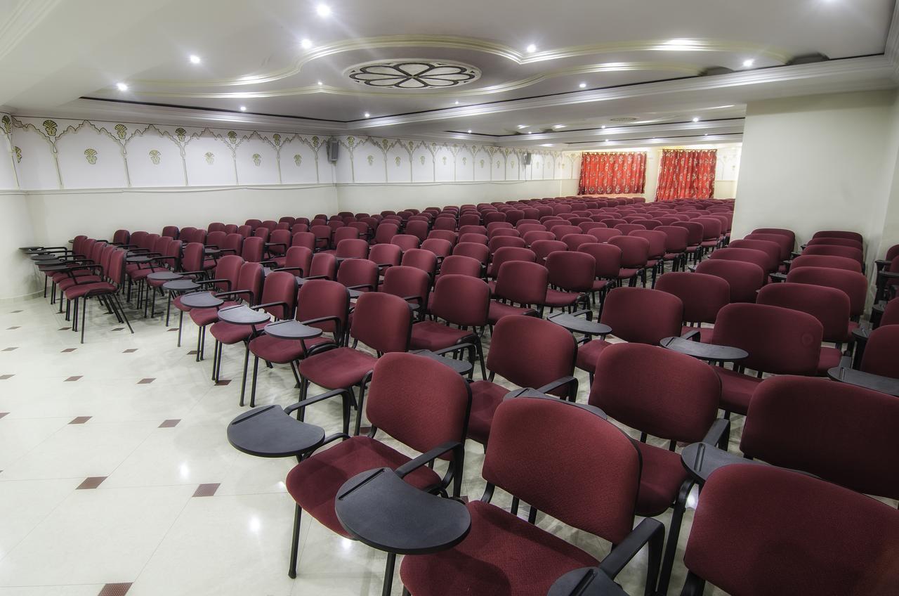 Hotel Ville Des Roses Blida ภายนอก รูปภาพ
